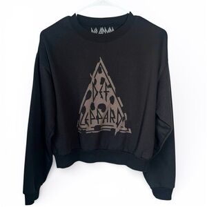 Def Leppard Cropped Sweatshirt Top Women’s Medium M Black Long Sleeve Rock Metal
